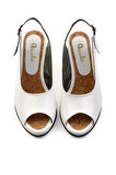 Beyaz Leather Kadın Sandalet K05582032103