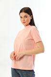 Kallima Pembe Dik Yaka Rahat Kalıp %100 Pamuk T-shirt