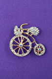 Bisiklet broş. Taşlı tasarım bisiklet broş. Yaka iğnesi bisiklet broş. Kadın broş. Broş.