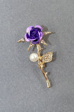 İncili zirkon taşlı mor gül broş. Yaka iğnesi gül broş. İncili taşlı gül broş kadın broş. Gül broş