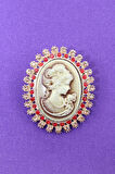 Cameo vintage broş. Taşlı tasarım cameo vintage broş. Yaka iğnesi broş. Kadın broş. Broş