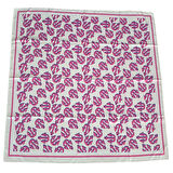 Pembe Çapa Figürlü Saten Beyaz Eşarp - 90x90
