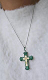 İTHAL SARI BUZ KESİM YEŞİL HAÇ CROSS GÜMÜŞ KOLYE