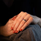 0.44 Karat Özel Tasarım Pırlanta Tektaş Yüzük