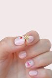Gold Renkli Taşlı Kurdele Fiyonk Figürlü Piercing Helix Kıkırdak Conch Lob