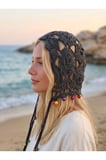 KADIN İTHAL EL ÖRGÜSÜ BOHEM TARZI ÇİÇEK MOTİFLİ UZUN BONCUKLU SAÇ FİLESİ BANDANA