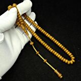 Teker Model Sistemli 8-5mm 99 Habbe Şükrü Baba Usta İmzalı Çubuk Malzeme Sarı Renk Sıkma Kehribar Tesbih