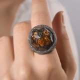 2.01 Karat Pırlanta Yüzük, Arı Motifli, Doğal Pırlanta, Sertifikalı Mücevher, Sarı Altın