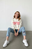 Kadın Ekru New York Baskılı Bisiklet Yaka Uzun Kollu Oversize Pamuklu Sweatshirt - Kadın Sweatshirt