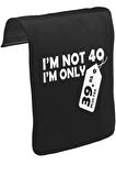 Yazı - I am not 40 Unisex Siyah Tak-Çıkar Postacı Çanta Kapağı CK-1375