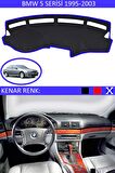 BMW 5 SERİSİ 1995-2003 MODEL İÇİN UYGUN TORPİDO KORUMA HALISI SİYAH RENK MAVİ KENAR