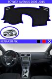 TOYOTA AVENSİS 2009-2015 MODEL İÇİN TORPİDO KORUMA HALISI SİYAH RENK MAVİ KENAR