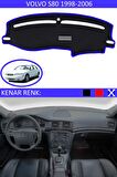VOLVO S80 1998-2006 MODEL İÇİN TORPİDO KORUMA HALISI SİYAH RENK MAVİ KENAR