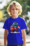 BASKETBOLCU STITCH BASKILI BİSİKLET YAKA KISA KOLLU ÇOCUK TİŞÖRT