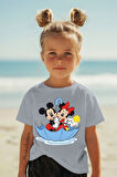 Şemsiyeli Mickey and Minnie Mouse Baskılı Kısa Kollu Çocuk tişört