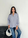 Arkası Asimetrik Yırtmaç Kesim Detaylı Cizgili Bluz Gömlek - Füme
