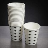 Siyah Yıldız Desenli Karton Bardak - 7 Oz - 50'li Paket