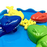 CEYLAN ADAM   Snappy Shark