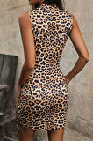Kadın Leopar Desenli Cut-Out Detaylı Dekolteli Kolsuz Şık Gecelik