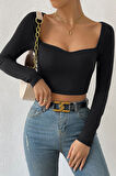 Kadın Siyah Uzun Kol Göğüs Dekolteli Şık Crop Top Bluz