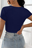 Kadın Lacivert Yarım Kol Düz Yaka Crop Top Bluz