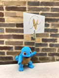 Squirtle Pokemon Fotoğraf ve Not Tutucu - Pokemon Temalı Masaüstü Aksesuarı Metal Kıskaç Notluk