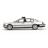 MiniklabToys Mini Gt 1/64 Bmw 750Il "Tomorrow Never Dies" Blister Paket