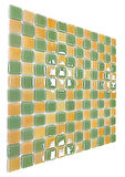 Mutfak tezgah arası, Havuz, Banyo, Sauna, Spa, iç , dış, zemin, duvar, kaplama ve dekorasyon uygulamalarında tüm yüzeyler için, 25x25mm. Mint Yeşili-P.Sarı Damalı,  31.5x31.5cm. Fileli Cam Mozaik.