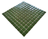 Mutfak tezgah arası, Havuz, Banyo, Sauna, Spa, iç , dış, zemin, duvar, kaplama ve dekorasyon uygulamalarında tüm yüzeyler için, 25x25mm. Yeşil, 31.5x31.5cm. Fileli Cam Mozaik.