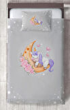 MEKTA HOME BEBEK VE ÇOCUK ODASI Aya Sarılan Unicorn Desenli Gri Yatak Örtüsü