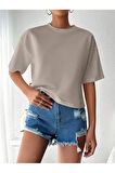 Kadın Relaxed Kalıp Bisiklet Yaka Basic Bej Rengi Tişört