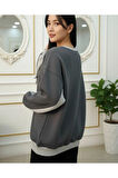 Kadın Rahat Kesim İçi Şardonlu Oversize Slogan Baskılı Sweatshirt