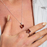 Madam Matmazel Sevgililer Günü Hediyesi Renk Değiştiren Zultanit Taşlı Kalp Kadın Gümüş Kolye | 925 Ayar