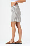 Bold & Young Kadın Cepli Beli Lastikli Çizgili Pamuklu Şort