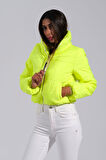 Markano Neon Yeşil Sırtı Taş Baskılı Dik Yaka Kısa Şişme Mont