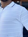 Miron Beyaz Kabartma Çizgi Polo Yaka Triko Tişört