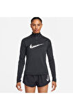 Swoosh Dri-FIT Çeyrek Fermuarlı Kadın Üst FN2636-010