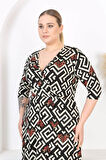 Kadın Siyah Beyaz Geometrik Desen Kruvaze Yaka Esnek Bel Büyük Beden Elbise