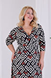 Kadın Siyah Beyaz Geometrik Desen Kruvaze Yaka Beli Lastikli Büyük Beden Elbise