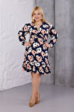 Kadın Lacivert Somon Çiçek Desen Kruvaze Yaka Esnek Bel Büyük Beden Elbise