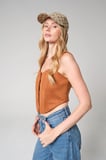 Askılı Düğme Kapamalı Süet Crop