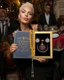 Seyhan Soylu Shop - Özel Tasarım Kitap Kutulu Kadın Bakır Takı Seti Ve Tesbih Kombini - Kolye Küpe Bileklik Yüzük 5 Parça Otantik Şık Hediyelik - Doğum Günü Yıl Dönümü Anneler Günü