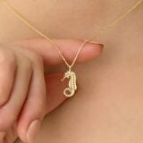 925 Ayar Gümüş Deniz Atı Kolye