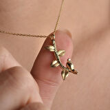 14 Ayar Altın Kaplama Dalda Kuş Temalı Gümüş Kolye - CN00438