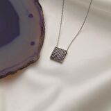 925 Ayar Gümüş Işıltılı Lila Tonlamalı Kare Kolye