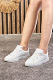 Günlük Kadın Sneaker Bağcıklı Yıldız Detaylı Tırtıklı Taban Oval Burunlu Rahat Spor Ayakkabı 602