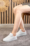 Günlük Kadın Sneaker Bağcıklı Yıldız Detaylı Tırtıklı Taban Oval Burunlu Rahat Spor Ayakkabı 602