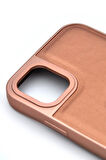 iPhone 15 Pro Uyumlu Deri Görünümlü Sert Kapak Kılıf Taba Kum Beji