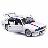 21100 Burago 1:24 BMW M3 1988 Model Araba