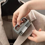 BUFFER® Tutamaçlı Plastik Pratik Tırnak ve Kıyafet Yaka Temizlik Fırçası- TP-113